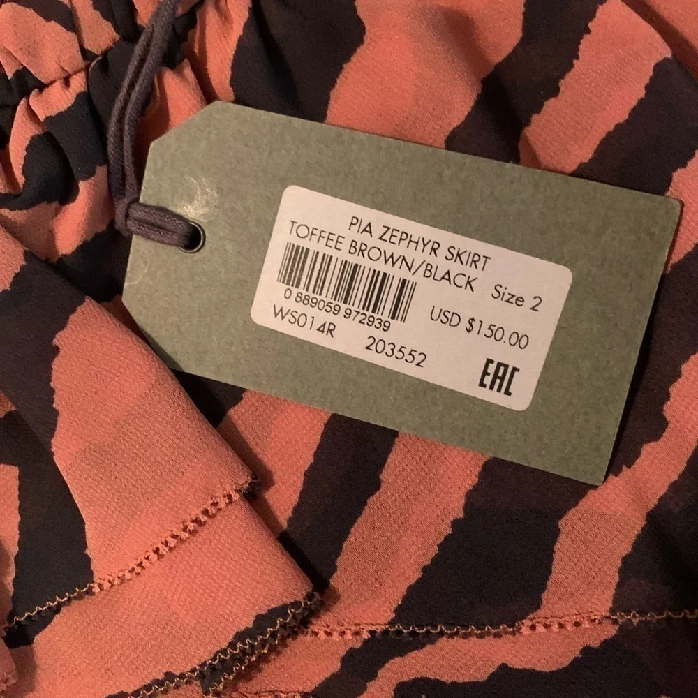 NWT! ALLSAINTS Nia Zephyr Miniskirt. Color: Toffee Brown/Black. Size 2.